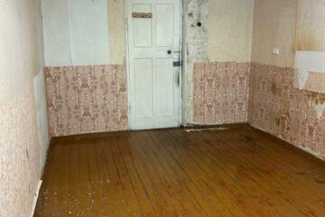 Комната, (всего 5 ком.), 64 м², 3/3 эт.